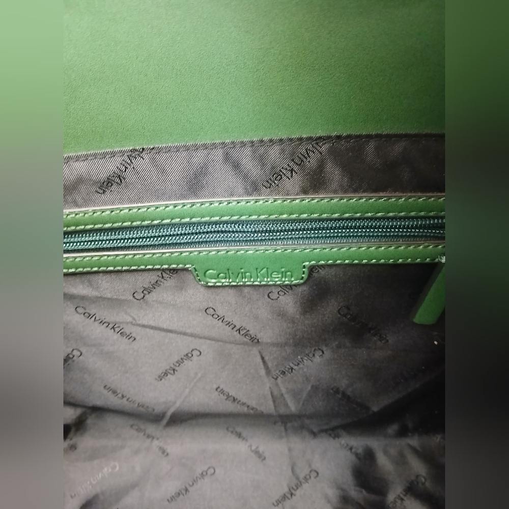 Calvin Klein Raffia Cut Out Hardware Tote - Picture 13 of 15